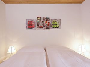 23856677-Ferienwohnung-5-Lenzerheide/Lai-300x225-5