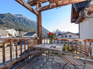 23856923-Ferienwohnung-4-Lenzerheide/Lai-300x225-4