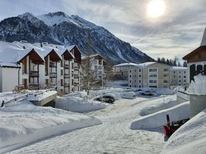 23857748-Ferienwohnung-4-Lenzerheide/Lai-300x225-2