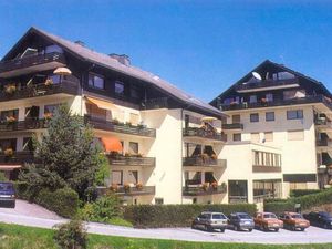 18679557-Ferienwohnung-4-Lenzkirch-300x225-0