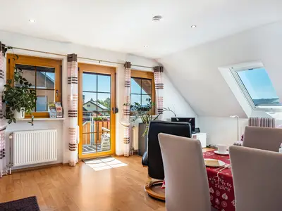 Photo, INSIDE, OUTSIDE