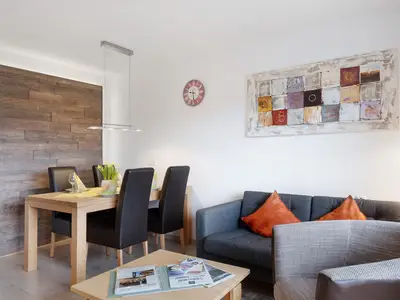 Photo, INSIDE, OUTSIDE