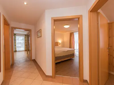 ferienwohnung-leogang-1-Hausgang