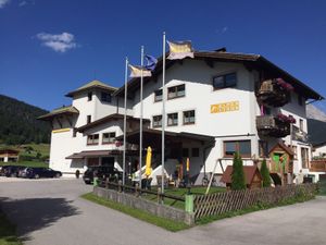 Ferienwohnung für 7 Personen (93 m²) in Lermoos