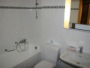 23491838-Ferienwohnung-8-Les Agettes-300x225-3