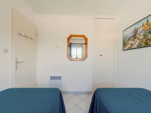 23867779-Ferienwohnung-4-Leucate-300x225-4