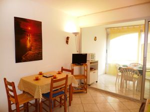 23843950-Ferienwohnung-4-Leucate-300x225-3