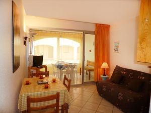 23843950-Ferienwohnung-4-Leucate-300x225-5