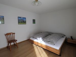 23293842-Ferienwohnung-6-Leukerbad-300x225-5