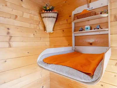 Wickeltisch, Windeleimer