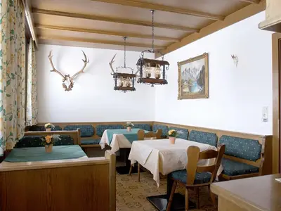 Frühstücksraum 1