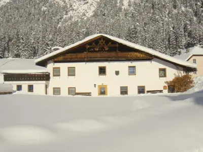 Ferienwohnung für 4 Personen (40 m²) in Leutasch 1/10