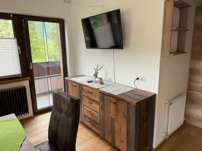 Bild mit Fernseher