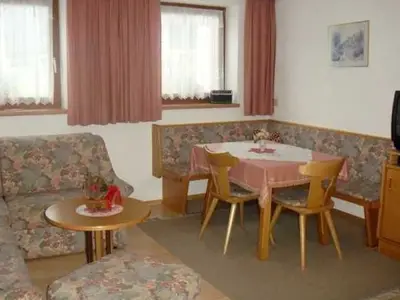Ferienwohnung für 4 Personen (40 m²) in Leutasch 6/10