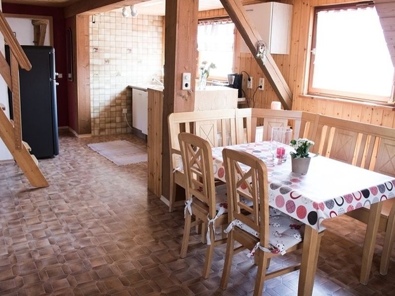 22315575-Ferienwohnung-6-Leutershausen-800x600-0