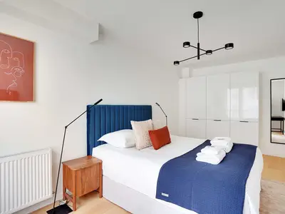 Ferienwohnung für 7 Personen (70 m²) in Levallois-Perret 3/10