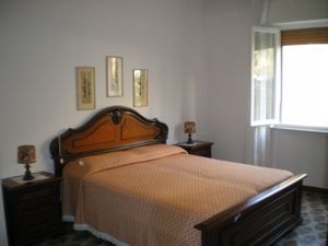 23383321-Ferienwohnung-5-Levanto-300x225-0