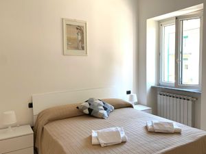 23318542-Ferienwohnung-4-Levanto-300x225-3