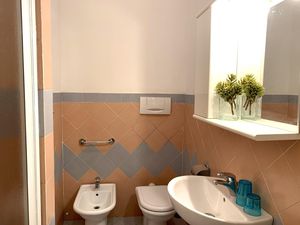 23318542-Ferienwohnung-4-Levanto-300x225-5