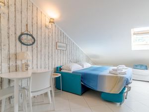 23751650-Ferienwohnung-3-Levanto-300x225-0