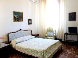 24037900-Ferienwohnung-6-Levanto-300x225-3