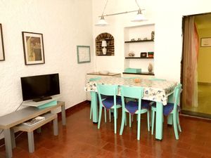 24037911-Ferienwohnung-5-Levanto-300x225-5