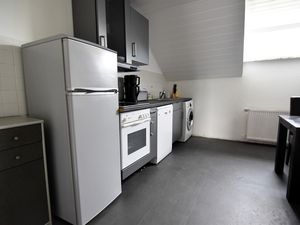 23472939-Ferienwohnung-5-Leverkusen-300x225-4