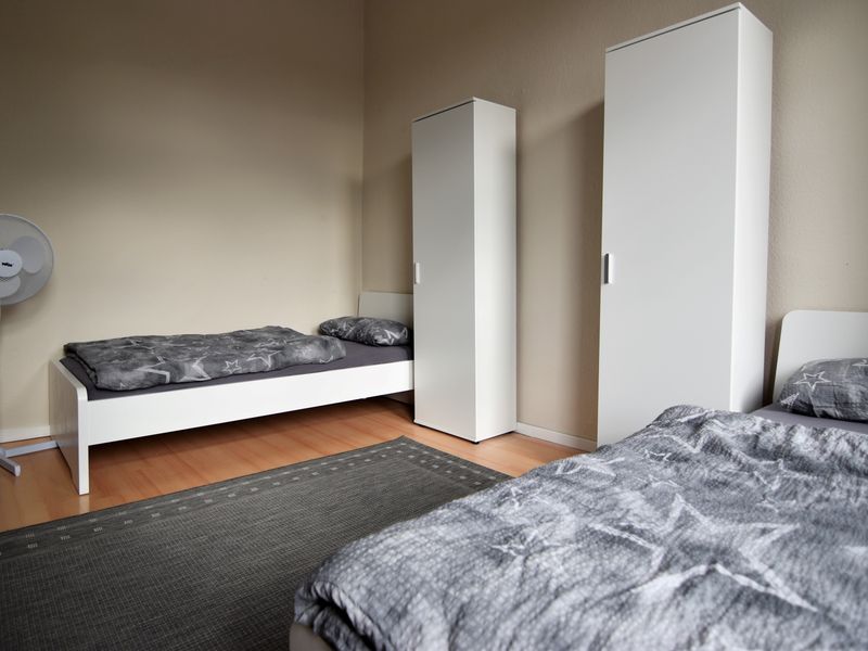 23472940-Ferienwohnung-3-Leverkusen-800x600-2