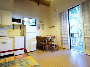 23531218-Ferienwohnung-5-Lido Degli Estensi-300x225-4