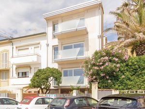 23732349-Ferienwohnung-6-Lido di Camaiore (LU)-300x225-4