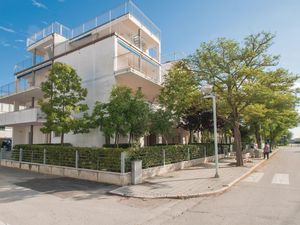 23728450-Ferienwohnung-4-Lido Di Dante-300x225-0