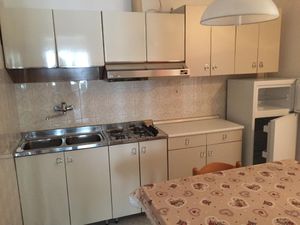 23336887-Ferienwohnung-5-Lido Di Jesolo-300x225-4