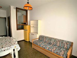 23913679-Ferienwohnung-4-Lido Di Jesolo-300x225-3