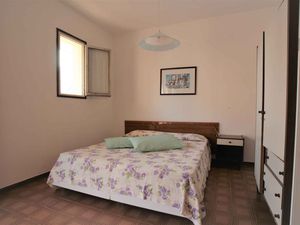 23913685-Ferienwohnung-4-Lido Di Jesolo-300x225-3