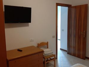 23337243-Ferienwohnung-3-Lido Di Jesolo-300x225-1