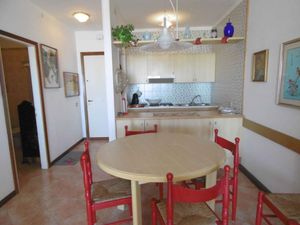 23959995-Ferienwohnung-5-Lido Di Jesolo-300x225-3