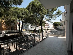 23913692-Ferienwohnung-4-Lido Di Jesolo-300x225-1