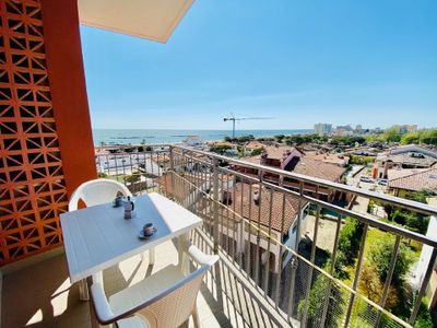 Balkon. Balkon mit Meerblick