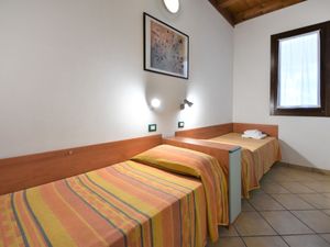 23850902-Ferienwohnung-6-Lido Di Spina-300x225-1