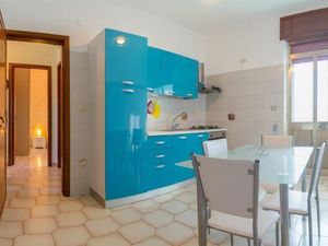 Ferienwohnung für 5 Personen (80 m²) in Lido Marini