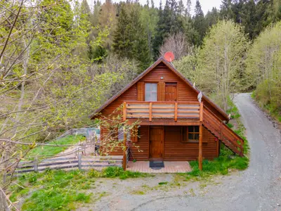 Außenseite Ferienhaus [Sommer]