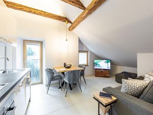 23964338-Ferienwohnung-3-Lienz-300x225-3