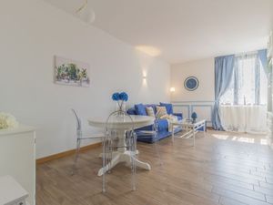 23648087-Ferienwohnung-6-Lierna-300x225-2