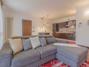 23648088-Ferienwohnung-4-Lierna-300x225-5