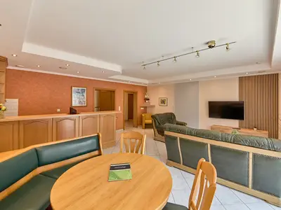 Ferienwohnung für 2 Personen (75 m²) in Lieser 4/10