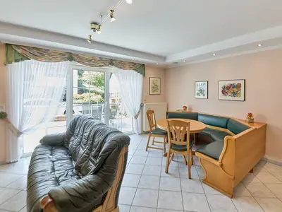 Ferienwohnung für 2 Personen (75 m²) in Lieser 6/10