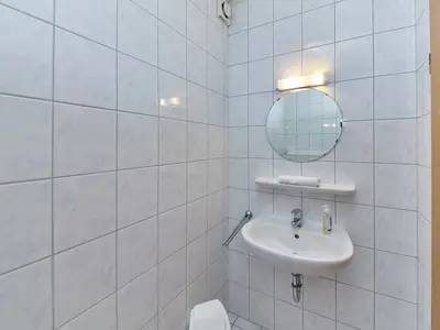 Ferienwohnung für 2 Personen (75 m²) in Lieser 10/10