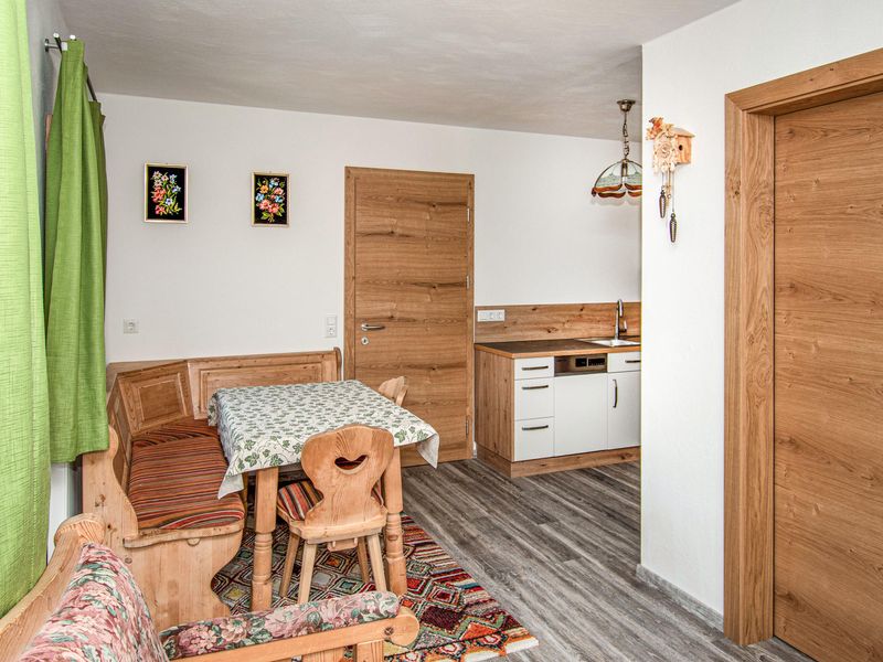 23759589-Ferienwohnung-3-Liesing-800x600-2