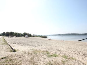 23068695-Ferienwohnung-2-Lietzow auf Rügen-300x225-1