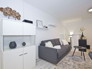 23956855-Ferienwohnung-4-Lietzow auf Rügen-300x225-4